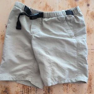 PATAGONIA Boy's Kids Sz xxs Tan Belted Shorts Nylon Age 3-4 - Picture 1 of 6