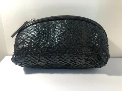 Bolsa de maquillaje de viaje Laura Mercier serpiente azul Foto 1 de 2