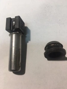 Kenmore, Maytag Wassertemperatursensor WPW10467289 mit Befestigungstülle. - Bild 1 von 2