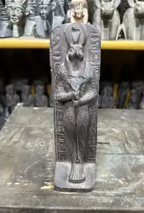 ANTIKE ÄGYPTISCHE ANTIQUITÄTEN ÄGYPTISCHE Statue der Götter Horus des Falken Ägyptisch v. Chr. - Bild 1 von 14