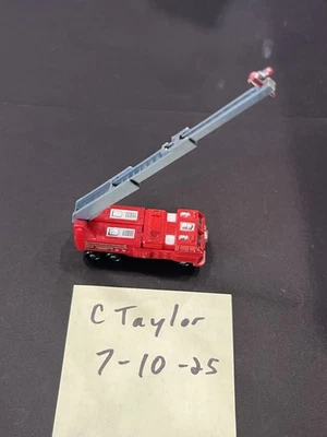 Vintage GoBots MR-10 Pumper Complete Action Figure 1983 Go bots Transformers - Image 1 of 2