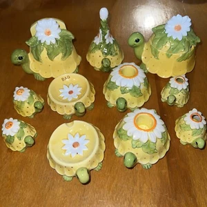Vintage Japan Ceramic Big Eyed Turtle W/ Daisies George Good Turtle? 11 Piece - Picture 1 of 24