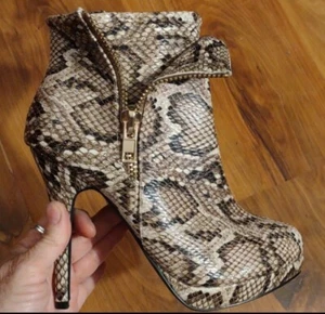 Hot and Sexy Michael Antonio Natural Python Snake Print Booties, sz 7 - Picture 1 of 6