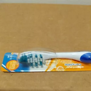 ORAL B ADVANTAGE COMPLETE DEEP CLEAN TOOTHBRUSH SOFT SOUPLE ADVERTISING HANDLE - Picture 1 of 4