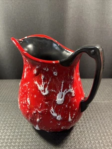 NICE red & white Splattered Enamelware 36oz Pitcher With Black Handle/ 6.6” Tall - Picture 1 of 17