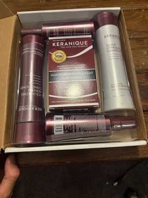 Keranique Rejuvenecimiento Cabello Regeneración Deluxe Sistema Kit 60 Días Nuevo Sellado Foto 1 de 4