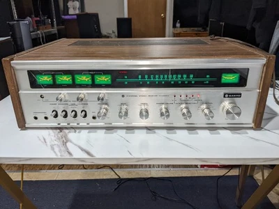 Receptor estéreo Sanyo DCX3300KA Foto 1 de 4