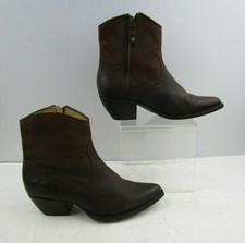 Ladies FRYE Brown Leather Western Cowgirl Pointed Toe Booties Size: 7 B