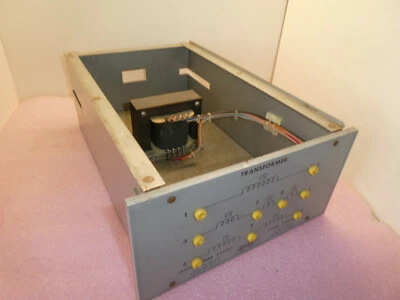 TRANSFORMADOR LAB-VOLT EMS 8341 / CLASIFICACIÓN 60VA-120/208/120 Foto 1 de 4