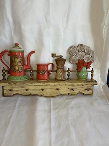 Vtg Service Wall Decor Key Holder Cottage Daisies 1970's Retro Kitchen 💕💕💕 - Picture 1 of 16