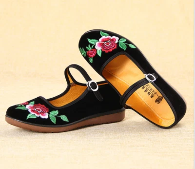 Women's Retro Chinese Floral Mary Jane Flats Work Mom's Buckle Dancing Shoes - Image 1 of 4