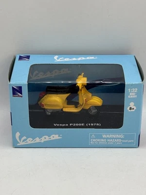 NEWRAY Nuevo 1:32 VESPA P200E 1978 Die Cast ベスパ ミニカー Foto 1 de 4