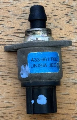 1998-2004 SUBARU 2.2L 2.5L IDLE SPEED AIR CONTROL VALVE  SENSOR IACV OEM A33-661 - Image 1 of 3
