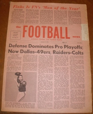 January 1971 Football Illustrated Johnny Unitas Baltimore Colts HOF Quarterback - Image 1 of 2