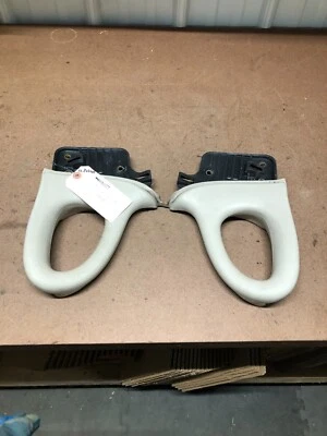 2000 2001 2002 2003 2004 2005 2006 CHEVROLET TAHOE SUBURBAN ЗАДНИЙ ЗАХВАТ РУЧКИ OEM - Изображение 1 из 4