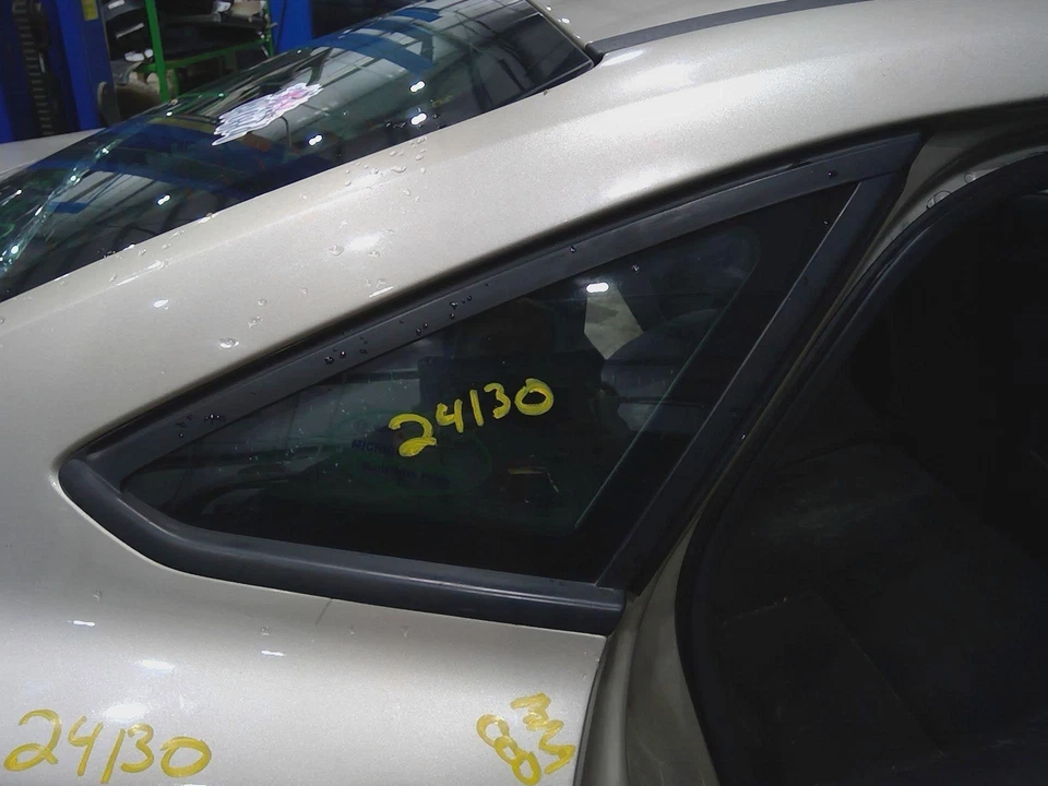 12 - 18 Ford Focus Sedan Quarter Glass RH Passenger Side with Black Molding OEM - Image 1 of 1