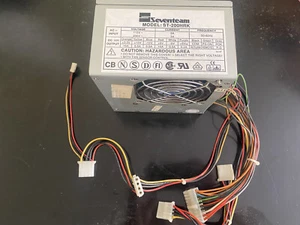 SevenTeam ST-200HRK Power Supply - Afbeelding 1 van 2
