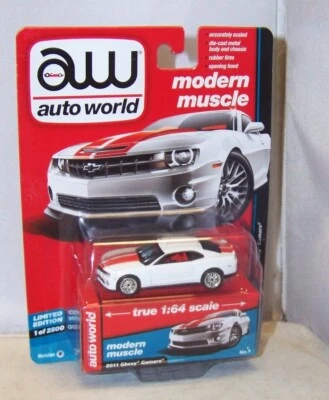 1:64 2017 AUTO WORLD MODERN MUSCLE 2011 CHEVY CAMARO WHITE / ORANGE R4 #1B - Image 1 of 2