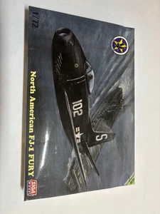Siga North American FJ-1 Fury Flugzeugbausatz im Maßstab 1:72  - Bild 1 von 2