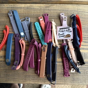 Large Lot It Fitbit Alta / Alta HR Replacement Bands Multicolor SMALL - Picture 1 of 3