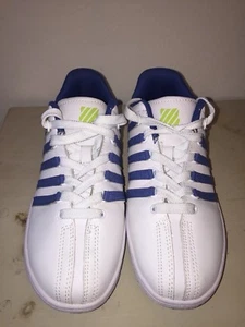 K-SWISS VARSITY LOW WEISS/AQUABLAU/NEONGRÜN JUGEND FREIZEIT SNEAKER GRÖSSE 5 MED - Bild 1 von 5