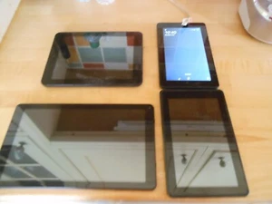 Job Lot, vintage ipad x2, kindle, Fire, EGL, Blackberry, Archos 80 tablets - Picture 1 of 17