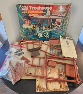 Treehouse Playset 1974 MEGO Planet of the Apes Original NEAR COMPLETE w Box - Picture 1 of 9