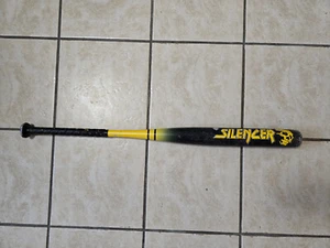 Bate de softbol silenciador Worth 34 pulgadas/26 oz 2 1/4" diámetro de barril - Imagen 1 de 8