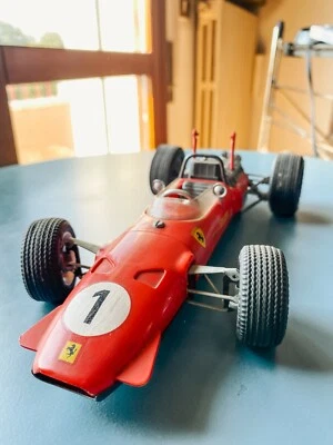 Schuco Ferrari formula 2 Metallo Rossa 1/16 - Immagine 1 di 4