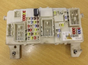 ✅ FORD FOCUS MK2 ST BODY CONTROL MODULE FUSE BOX BCM 7M5T-14A073-JG 2007 - 2011 - Picture 1 of 1