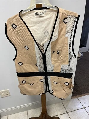 Vtg Beige/Black/Aztec "Slick" Mesh Zip Shooting Accessories Vest Mens 44 - Image 1 of 4