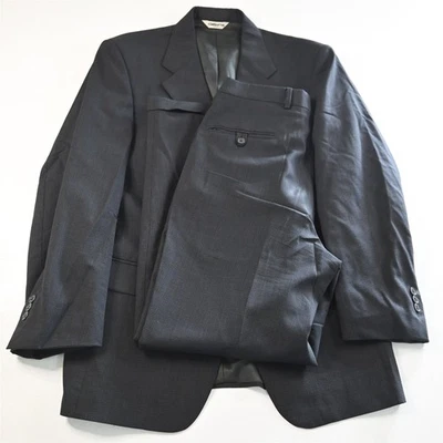 Vtg USA Made Claiborne 42R 32x30 Gray Check Wool Mens Jacket Pants Suit - Image 1 of 4