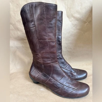 Think! Shoes for Natural Walking Brown Leather 2” Heel Zip Up Boots. Size EU 41 Foto 1 de 4