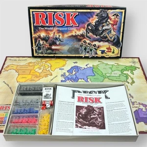 VTG Risk Board Game by Parker Brothers 1993 World Conquest Game - 98% Complete - Picture 1 of 17