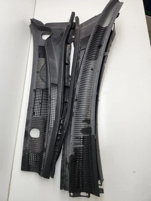 2003-2008 Mazda6 capô painel acabamento plástico esquerda e direita Mazda 6 - Imagem 1 de 4