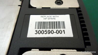 HP 300590-001 146GB 10,000 RPM 3.5 in. Fiber Channel HDD 359438-009 BD1465B778 - Image 1 of 4