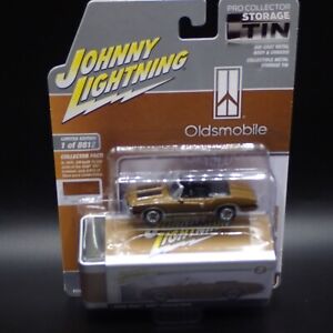 2023 JOHNNY LIGHTNING 1970 OLDS 442 CONVERTIBLE STORAGE TIN REL 1 VS A NO 2 1:64