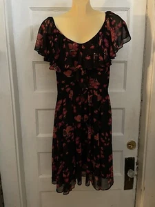 Abito Betsey Johnson nero floreale rosa farfalla aderente e svasato taglia 12 ottime condizioni - Foto 1 di 6