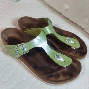 Birkenstock Gizeh Damen 9. Neongrüne Lackleder T-Riemen Zehenstegsandale - Bild 1 von 8