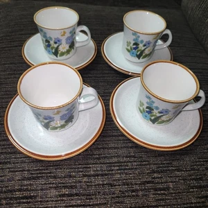 4-MIKASA C9000/C9054 Belleza Natural/Petite Fluer Tazas y Platillos Horno/Lavavajillas - Imagen 1 de 8