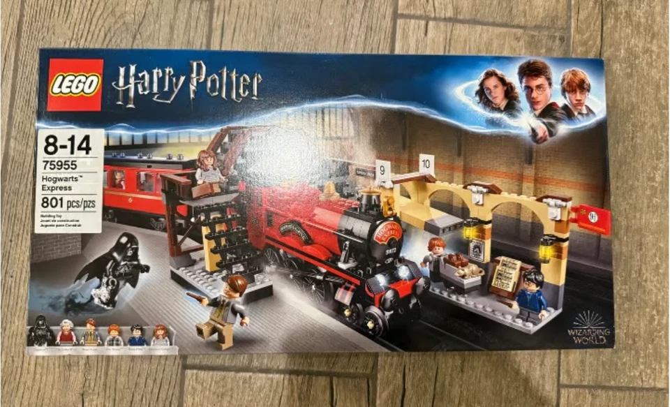 LEGO Harry Potter Hogwarts Express 75955 Toy Model Train Building Set New In Box - Image 1 of 1