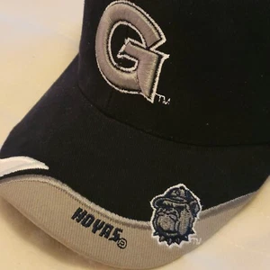 Georgetown Hoyas Vintage Kolosseum Leichtathletik Strapback Cap Mütze - Neu mit Etikett - Bild 1 von 7