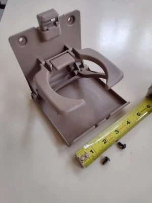 Tan Toyota Sienna Cup Holder + screws.  98-03 2000 2001 2003 98 1999 66996-AE010 Foto 1 de 4
