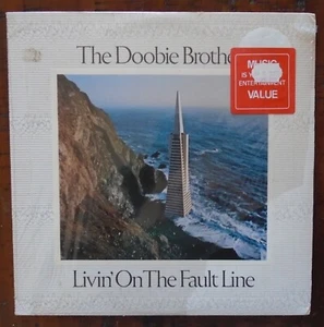 DOOBIE BROTHERS*, Livin' On The Fault Line USA New Sealed LP FREE SHIPPING - Picture 1 of 2