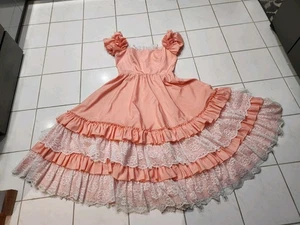 Vintage 1980er Jahre unbeschriftetes Ballkleid Kleid * Pfirsich Satin mit Lagen Rüschen Spitze * GUC - Bild 1 von 14