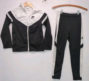Kids Small Nike Track Suit 2 Pc. Black And White Top And Bottom - Picture 1 of 11