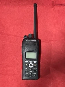 Motorola XTS2500 III VHF 136-174mhz Radio ADP FPP New Battery - Afbeelding 1 van 5