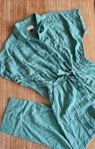 NEU Damen grün Leinenmischung Overall 6 kleine Universalgarn Kurzarm - Bild 1 von 3