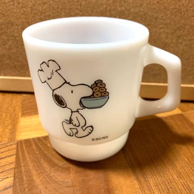 Fire-King HAND IN HAND Snoopy Stapelbecher mit Box Japan - Bild 1 von 4