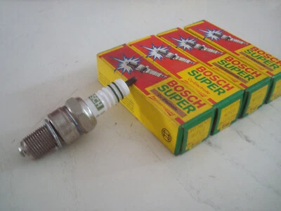 4 bujías Bosch W7CC, VW T2b T3, MG-A, Daimler V8 250 rosca larga 19 mm Foto 1 de 3